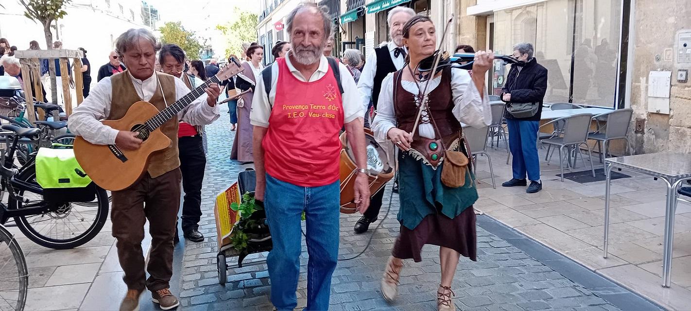 Defile samedi